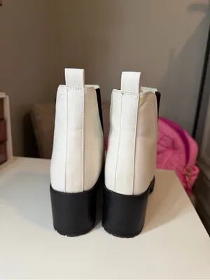 Mia boots thumbnail 3