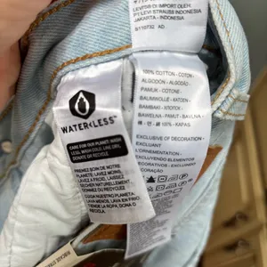 Levi’s Ribcage Straight Ankle Distressed Light Wash Jeans 26 thumbnail 10