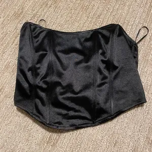 Black corset thumbnail 1
