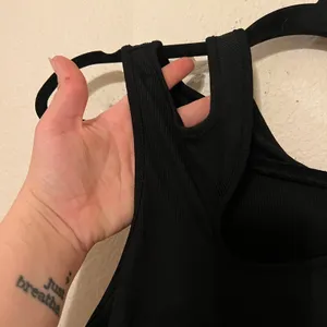 Cider Black Solid Asymmetrical Sleeveless Crop Top Ribbed Tank Top Size Large thumbnail 6
