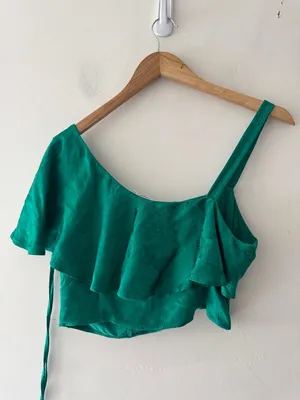 Revolve Tularosa Chase Tank in Kelly Green Ruched Sleeve‎ Floral Satin Like thumbnail 5