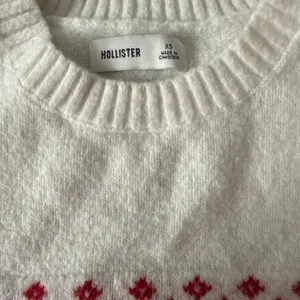 Hollister Sweater thumbnail 4