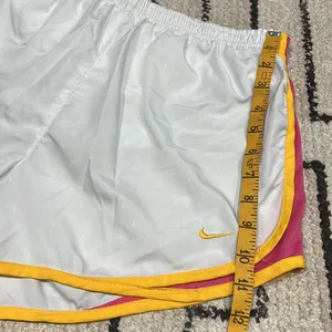 Nike running shorts thumbnail 3
