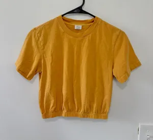Wilfred Piaf Mustard Yellow Cotton Jersey Crew Neck Cropped T-Shirt- Size XS thumbnail 1