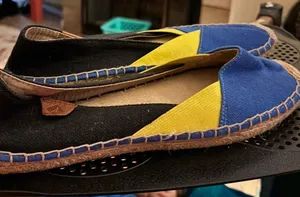 Sperry blue and black loafers size 8 thumbnail 1