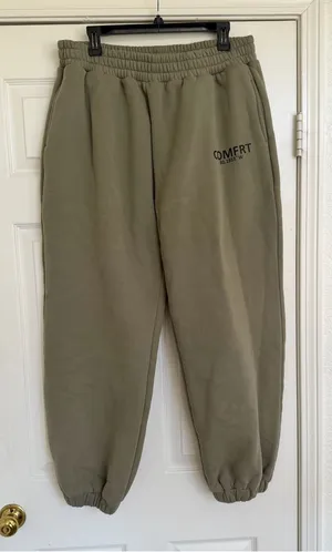 COMFRT‎ Travel Essentials Olive Green Jogger Sweatpants Size XL thumbnail 1