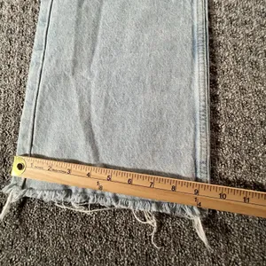 Zara High Rise Straight Leg Jeans Womens 6 Light Wash Distressed Raw‎ Hem thumbnail 8