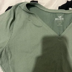 Hollister V Neck Baby Tee thumbnail 2