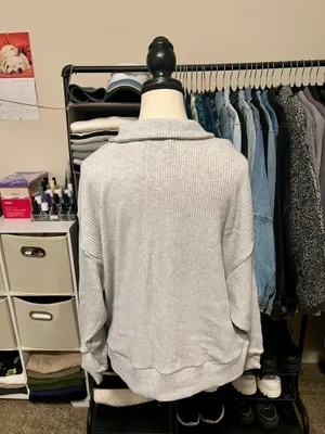 Abercrombie & Fitch Ribbed Sweatshirt Size M Gray thumbnail 2