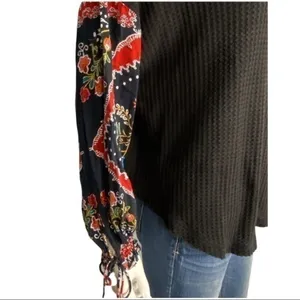 In Loom Black Thermal Waffle Knit Top Boho Patchwork Print Balloon Sleeves M thumbnail 3