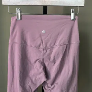 Lululemon Align High-Rise Pant 25” Size 6 Lavender Lux Womens thumbnail 4