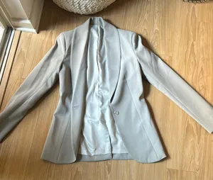 SINGLE BUTTON BLAZER thumbnail 1