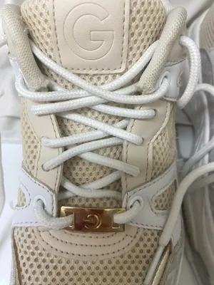 Chunky Sneakers by G by GUESS cream and white trainers 9.5 thumbnail 5