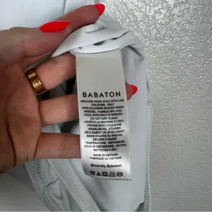Aritzia Babaton Contour Muscle Bodysuit in White Size XS thumbnail 4