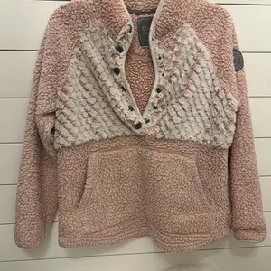 Simply Southern Sherpa pullover Light‎ pink and white Size small thumbnail 1