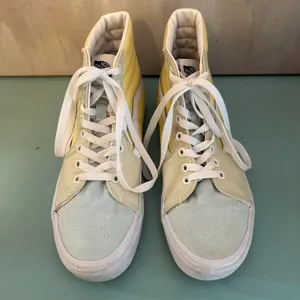 Vans Sk8-Hi Pastel Color Block Shoe Women's Size 7 Hi Top Skater Fashion Sneaker thumbnail 4