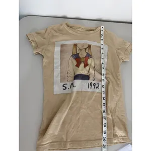 Teefury Sailor Moon Beige Tan S.M. 1989 Polaroid Tee 100% cotton Top S thumbnail 4