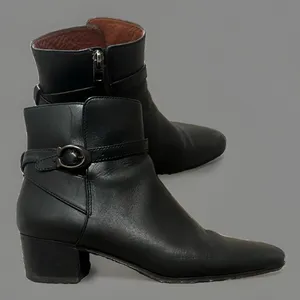 Coach Women's Chrystie Bootie Black Leather Ankle Heeled Size 9 thumbnail 1