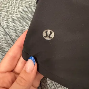 Black Lululemon Speed Up 4” thumbnail 3