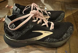 Black Size 8 thumbnail 1