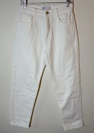 Zara White Denim High‎ Rise Mom Jean Size 6 thumbnail 1
