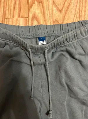 Old Navy olive  joggers thumbnail 2