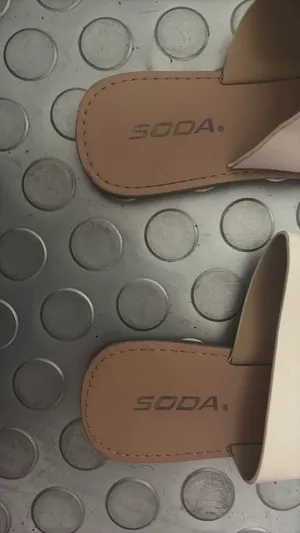Soda Flip-Flops thumbnail 2
