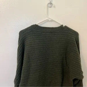 Pink Rose Women's Size Medium Dolman Sleeve Sweater Dark Olive Green Textured‎ thumbnail 7