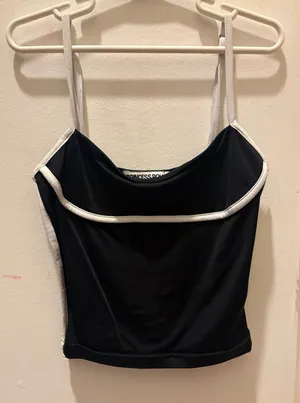 Princess Polly Black Top Crop thumbnail 1
