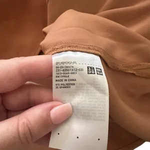 UNIQLO Satin V-Neck‎ Camisole Rust Orange NWOT Small thumbnail 5
