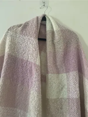 NWT Old Navy Pink Ivory Plaid Oversized Blanket Scarf Winter Cozy Fringe Preppy thumbnail 2