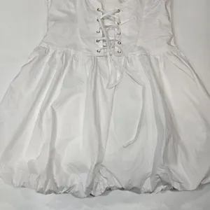 NIA Tamara Dress in White thumbnail 8