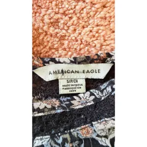American Eagle Floral Crop Blouse Lace Trim Open Back Tie Size S thumbnail 2