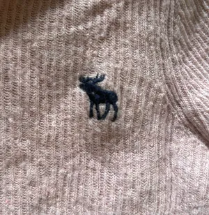 Abercrombie Sweater thumbnail 4