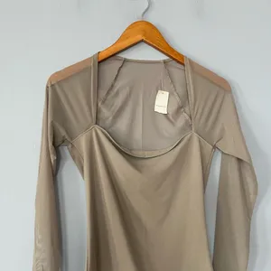 Abercrombie Long Sleeve Mesh Square Neck Bodysuit NWT size Medium thumbnail 1