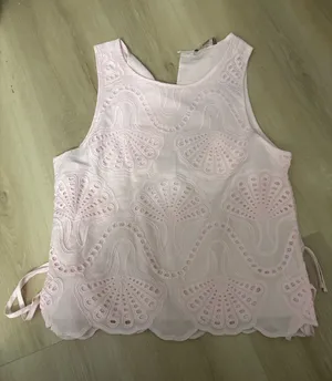 Seashell eyelit blouse  thumbnail 1