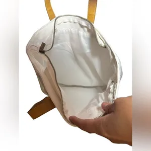 Cozy Earth‎ White Zippered Canvas Tote Bag thumbnail 2