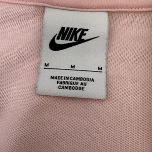 Nike Women’s Medium Pink Full Zip Hoodie Fleece Sportswear Sweatshirt Jacket thumbnail 5