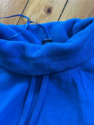 Sweaty Betty Escape Luxe Fleece Hoodie size XS in color lightening blue thumbnail 5