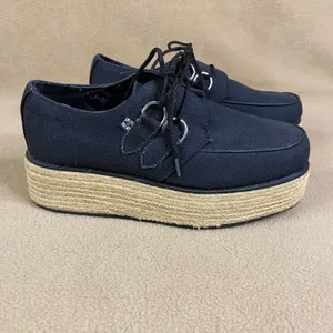TUK Footwear Black Canvas Platform Shoe‎ Sneaker Lace Up Women's Casual US 7 EUC thumbnail 3