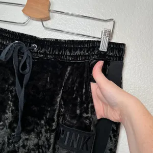 Victorias Secret PINK Womens Black Velvet Drawstring Joggers Size L thumbnail 6