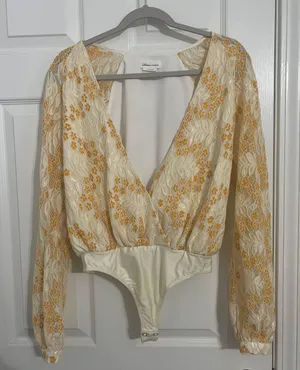 Revolve LOVERS AND FRIENDS LACE LAYLA BODYSUIT thumbnail 5