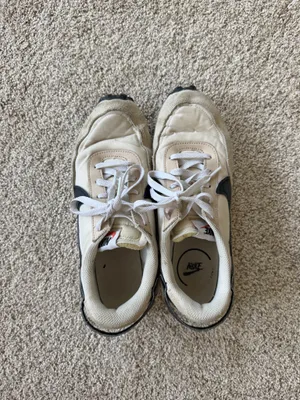 Nike Women’s Waffle Debut Sneakers thumbnail 3