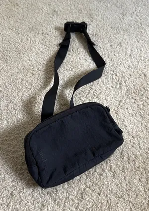 Lululemon Fanny Pack Crossbody black thumbnail 1