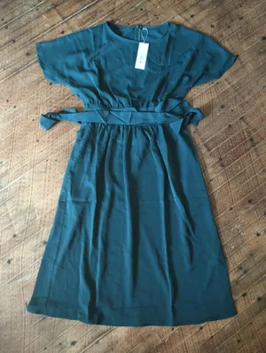 Petal Lush NWT forest green scoop neck dress thumbnail 1