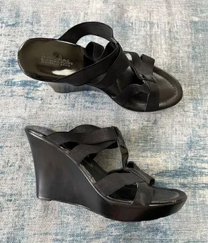Charles By Charles David Black Strappy Platform Wedge Heel Sandals Approx size 9 thumbnail 1