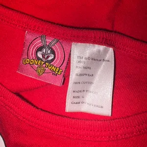 Looney Tunes Tweety Bird “Bad Ol’ Puddy Tat…” Red Graphic T-Shirt thumbnail 5