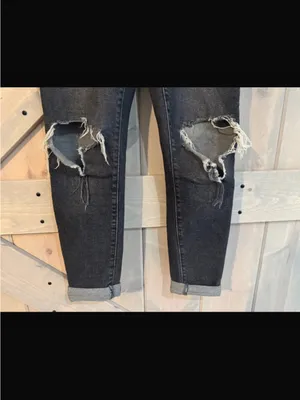 Levi's 721 High Waisted Distressed Black Jeans Sz 28 thumbnail 5