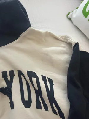 John Galt Brandy Melville hoodie thumbnail 3