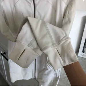 Lululemon Jacket thumbnail 6